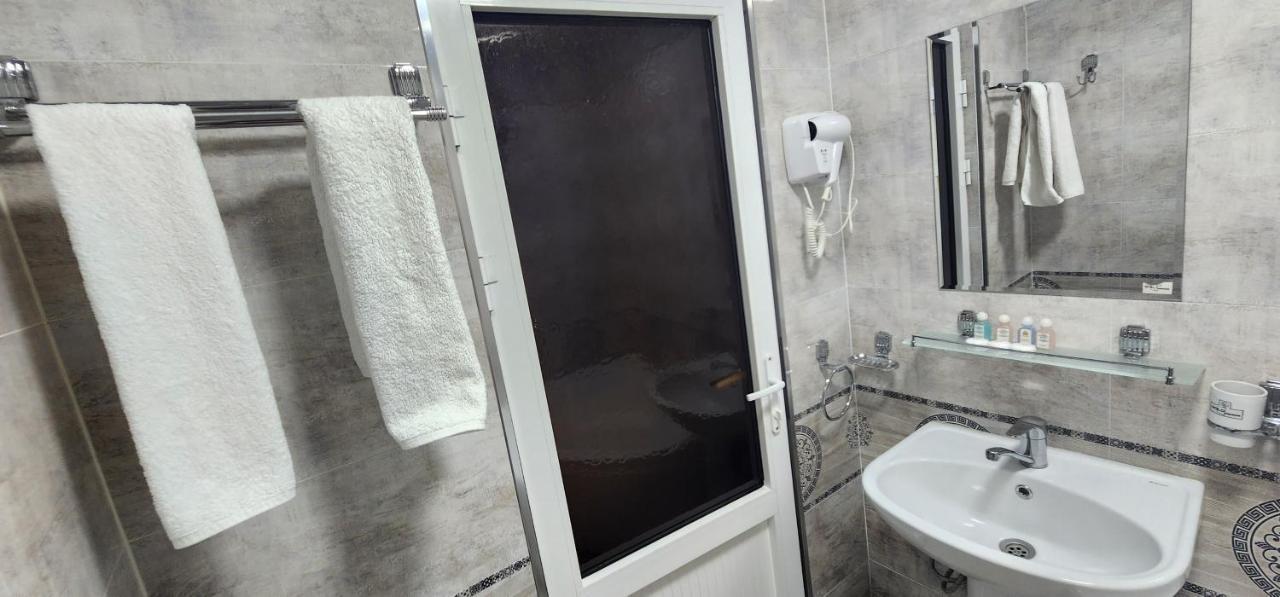 Amirshox Guest House سمرقند المظهر الخارجي الصورة